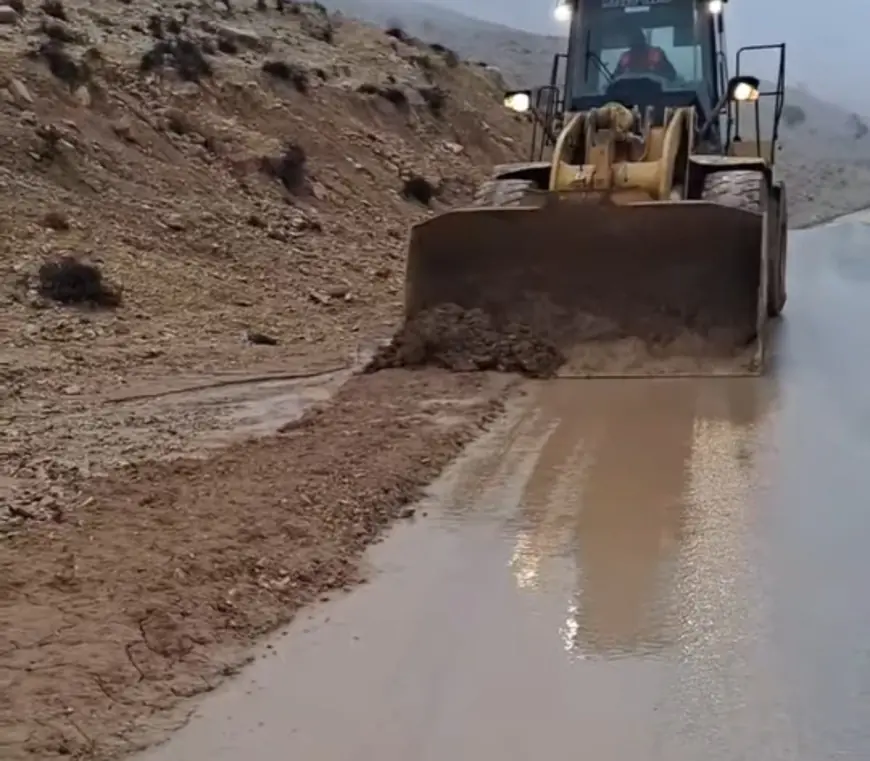 أمانة عمان تدعم بلدية الطفيلة بآليات وكوادر لمواجهة تأثيرات المنخفضات الجوية