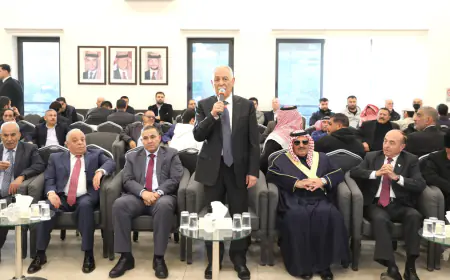 مندوبا عن الملك وولي العهد...العيسوي يعزي عشيرة النهار(عباد)