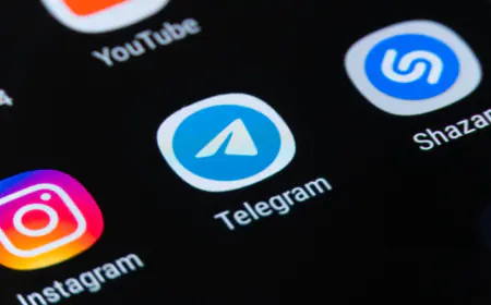 وزير روسي: مخابرات أجنبية قادرة على رؤية رسائل الجنود عبر تيليغرام