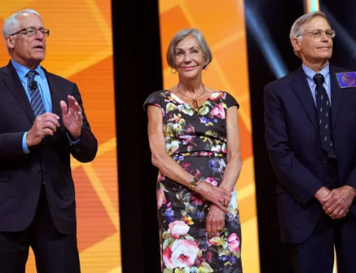 عائلة والتون تدخل قائمة أغنى عشرة أشخاص في العالم