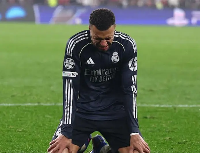 إصابة مبابي تبعده عن مواجهة بنفيكا في دوري الأبطال