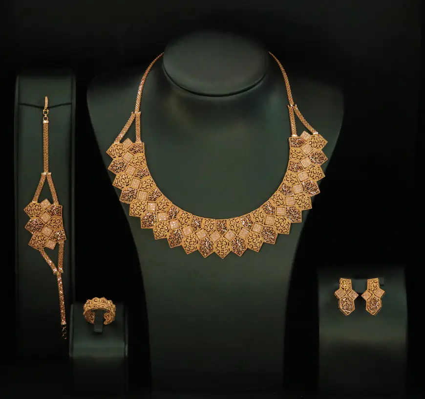 أسعار الذهب في السوق المحلية.. عيار 21 يسجل 102.80 دينار