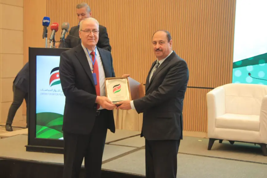 منتدى الأردن لحوار السياسات يختتم مؤتمره الصحي الوطني الثاني (صور)