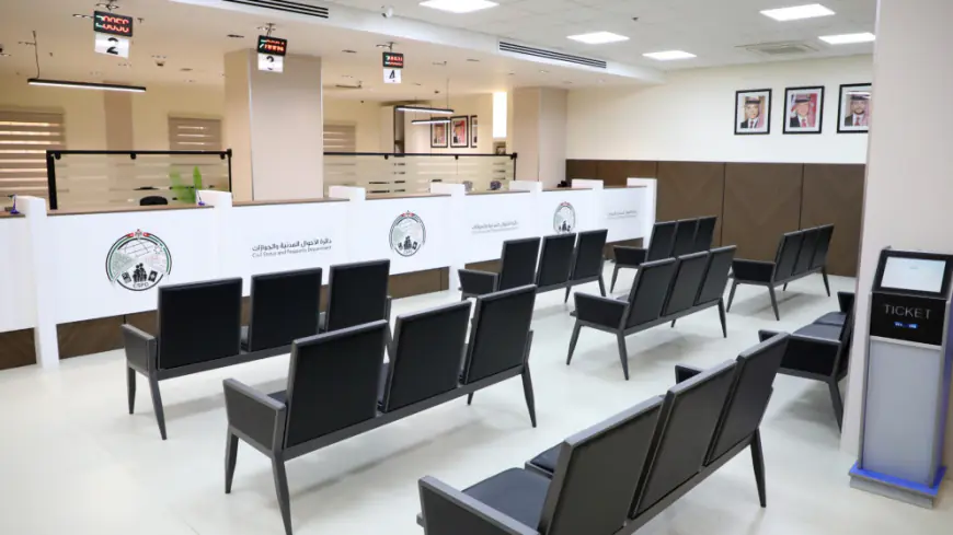 الفراية يفتتح مكتب الخدمة المستعجلة في دائرة الأحوال المدنية والجوازات