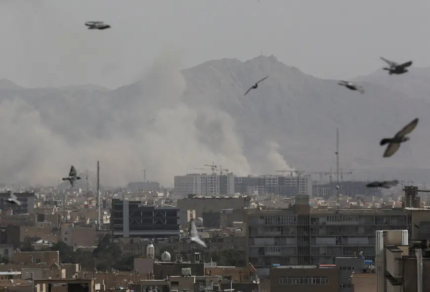 مقتل وزير الدفاع الإيراني وقائد الحرس الثوري في الغارات الإسرائيلية