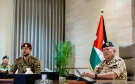 الملك من القيادة العامة للقوات المسلحة: الأردن آمن وسيبقى كذلك