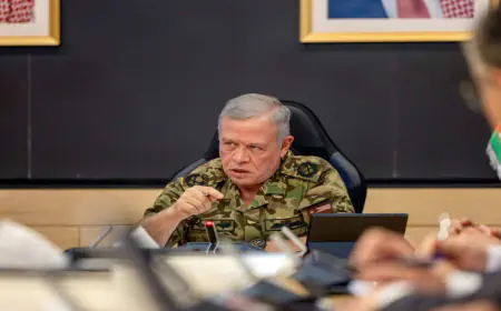 الملك يؤكد ضرورة الاستعداد لأي طارئ وضمان توافر السلع الأساسية