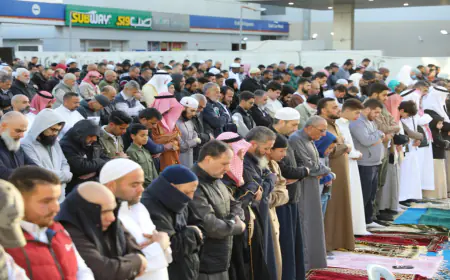 الأردنيون يؤدون صلاة عيد الفطر في جميع المحافظات