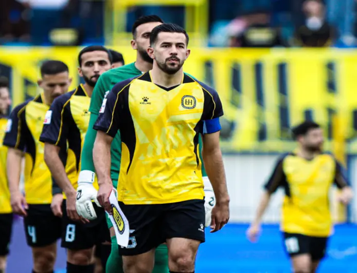 متى يعود فريق الحسين إربد من قطر؟