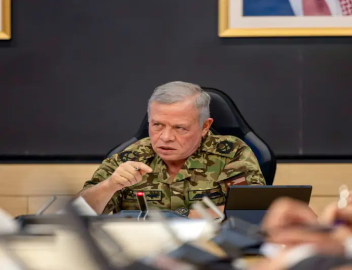 الملك يؤكد ضرورة الاستعداد لأي طارئ وضمان توافر السلع الأساسية