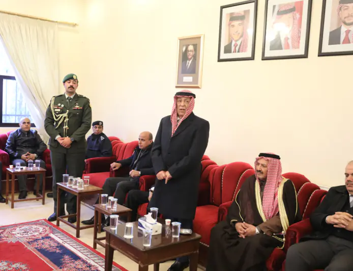 مندوبا عن الملك وولي العهد... العيسوي يعزي المجالي والفايز والهميسات والصحن