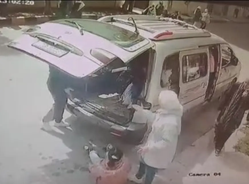 الأمن العام: تحديد هوية سائق الحافلة الذي اعتدى على الطفلة والبحث جار عنه