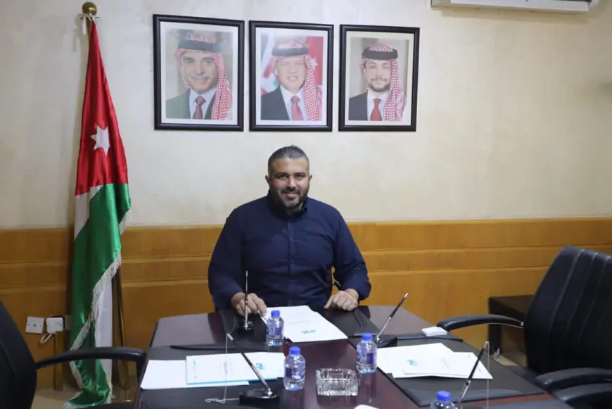 فراس عطالله القيسي يهنئ سيد البلاد بعيد الفطر