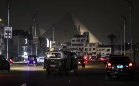 إطفاء الشاشة الأشهر في مصر ترشيدا للطاقة