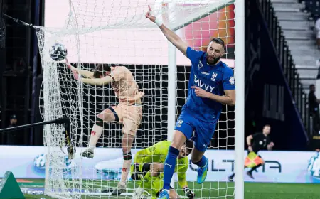 الهلال يمطر شباك الخلود.. وبنزيمة يوقع هاتريك ناري (فيديو)