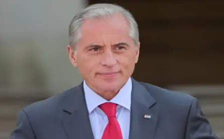 رئيس الوزراء: بفخر واعتزاز نحتفل اليوم بعلمنا الأردني