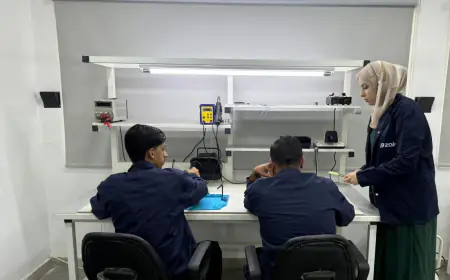 زين تطلق دورات مجانية جديدة للتدريب على صيانة الأجهزة الخلوية وأجهزة الألعاب الإلكترونية