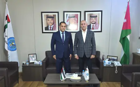 حزب التغيير والهيئة الخيرية الهاشمية يبحثان توحيد الجهود الإنسانية لدعم غزة واستقبال المرضى