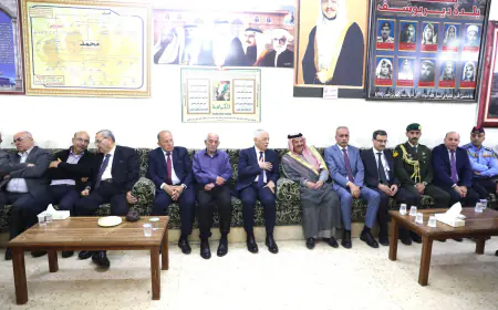 مندوبا عن الملك وولي العهد.. العيسوي يعزي بوفاة الوزير الأسبق خالد العمري