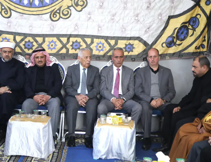 العيسوي ينقل تعازي الملك وولي العهد إلى العلاونة