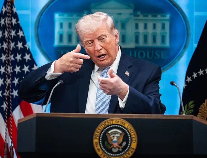 ترامب يهدد إيران بـ(اندثار حضارة) وسط تصاعد التوترات