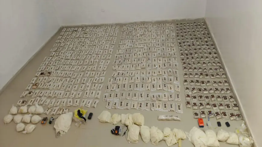 إحباط 10 محاولات تهريب مخدرات عبر بالونات وطائرة مسيرة