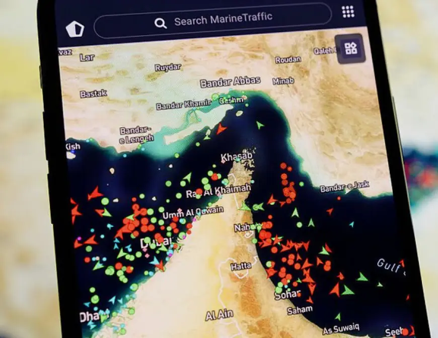 36 دولة تتحرك دبلوماسياً لإعادة فتح مضيق هرمز