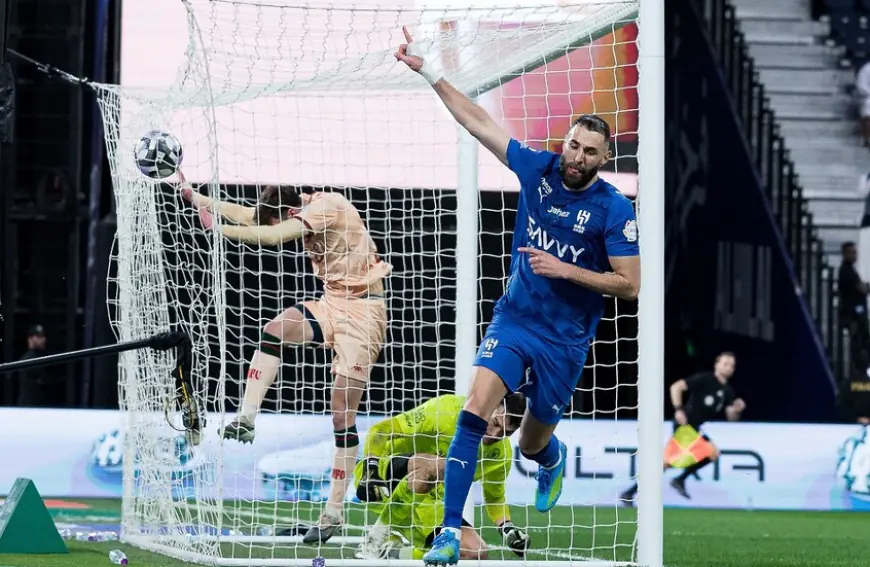 الهلال يمطر شباك الخلود.. وبنزيمة يوقع هاتريك ناري (فيديو)