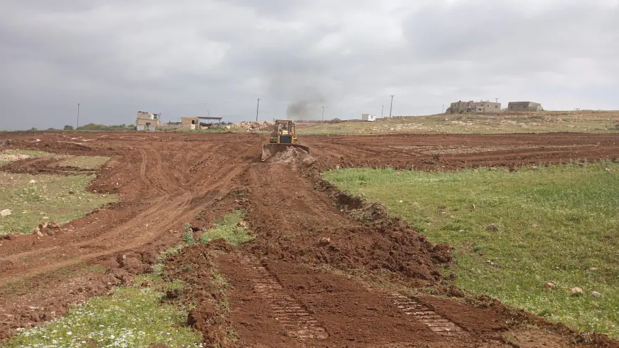 بدء العمل بجزء جديد من المرحلة الثالثة لطريق إربد الدائري (صور)