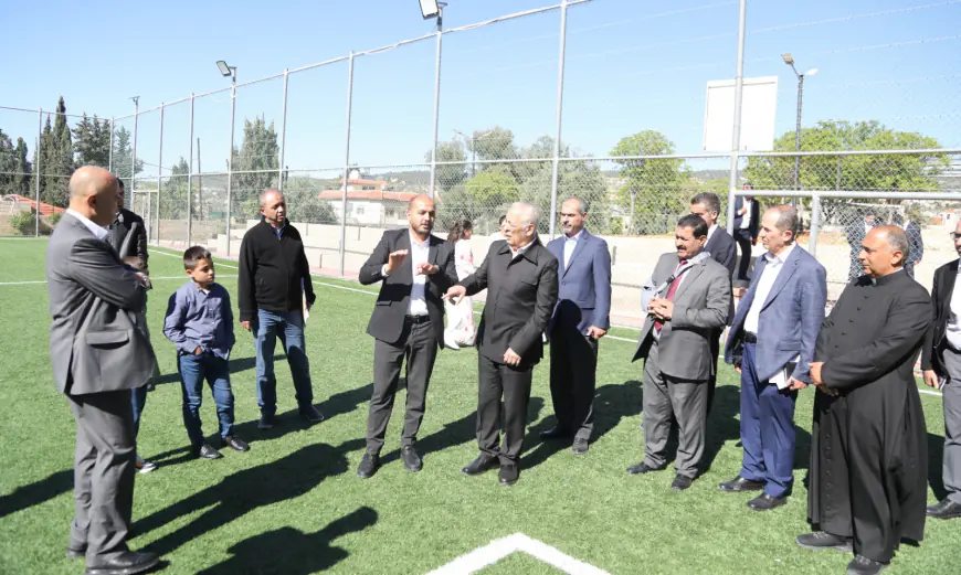 رئيس الديوان الملكي يفتتح ويتفقد مشاريع ضمن المبادرات الملكية في عجلون