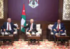 العيسوي خلال لقائه وفدا من أبناء عشائر الطراونة