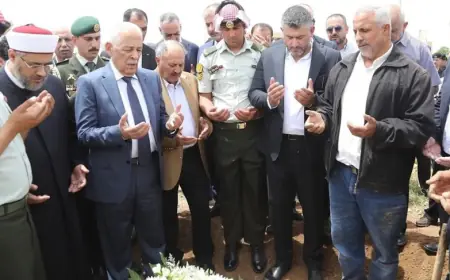 مندوبا عن الملك وولي العهد.. العيسوي يشارك في تشييع جثمان الوزير والعين الأسبق مازن الساكت