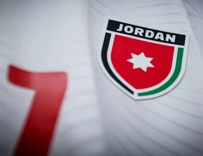 اتحاد كرة القدم: طرح "تيشيرت" المنتخب الوطني بالأسواق في 23 أيار