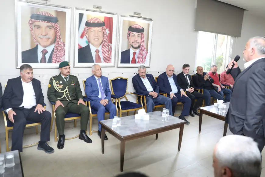 مندوبا عن الملك وولي العهد.. العيسوي يعزي العموش وأبو الفيلات