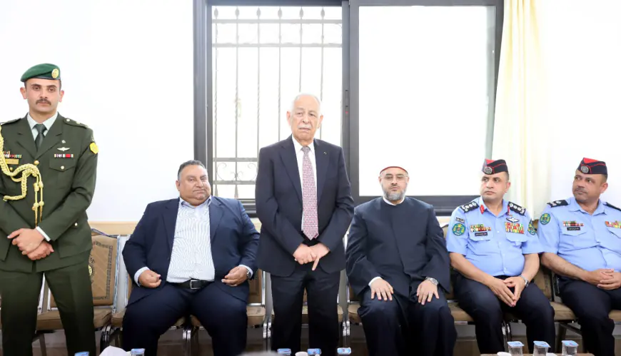 مندوبا عن الملك وولي العهد.. العيسوي يعزي عشيرتي الخوالدة والقاضي