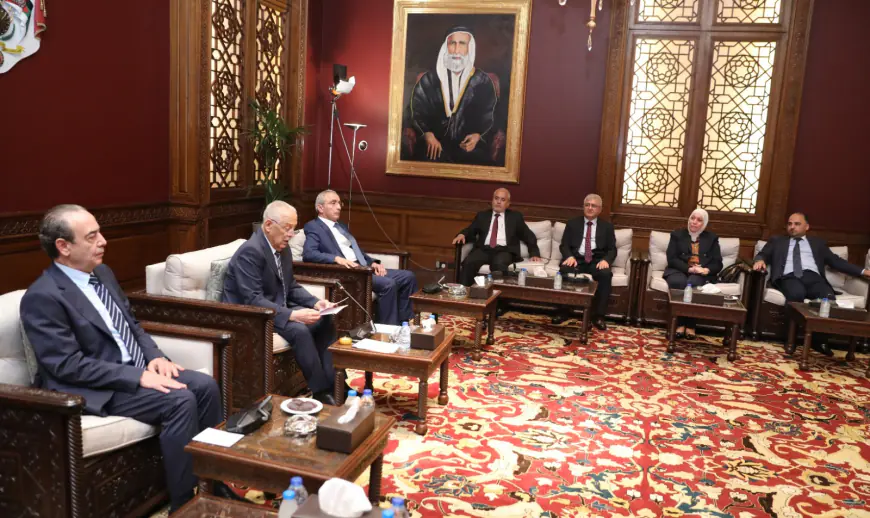 العيسوي: الحضور الأردني الفاعل يجسد جهود الملك في توسيع الشراكات وتعزيز مكانة المملكة دوليا وترسيخ ثوابتها الوطنية.
