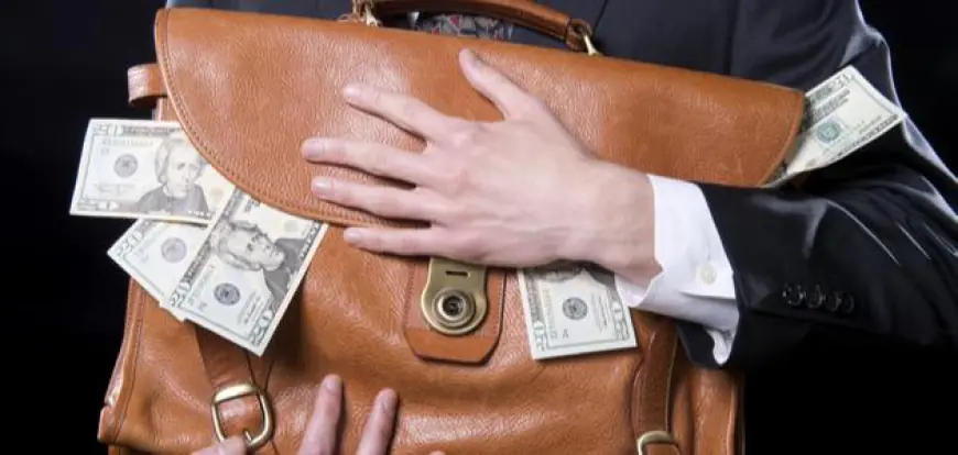 وزارة المالية تكشف اختلاسا محدودا وتحيل الملف للتحقيق