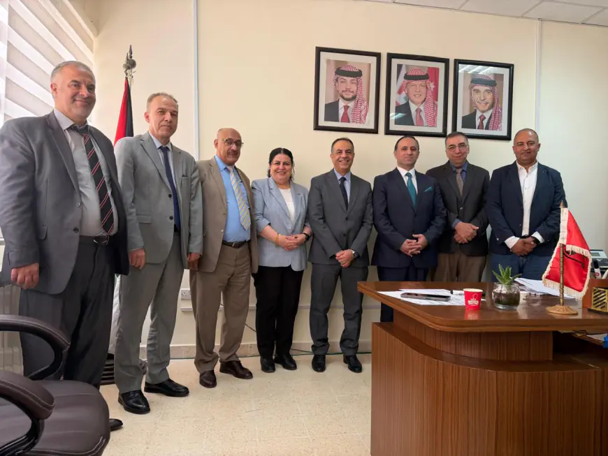 الفاو وجامعة مؤتة تبحثان تعزيز دمج مفاهيم التغير المناخي والاستدامة في التعليم الزراعي في المناهج الأكاديمية