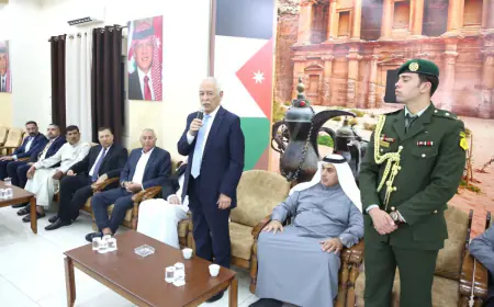 مندوبا عن الملك وولي العهد.. العيسوي يعزي الحراحشة وبني سعيد