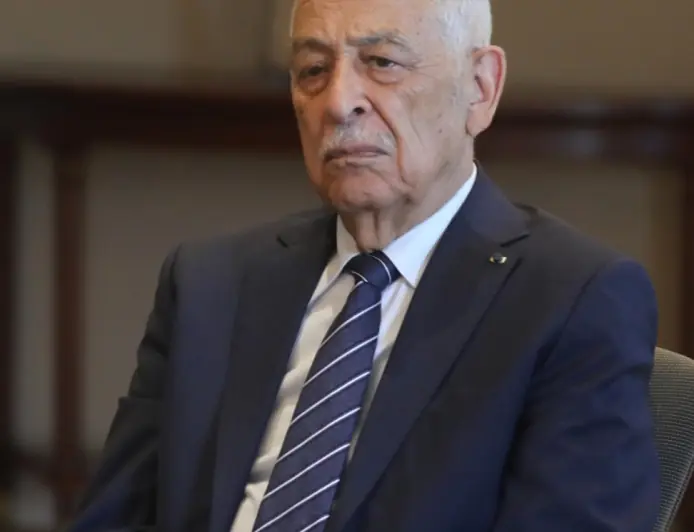 مندوبا عن الملك وولي العهد...العيسوي يعزي عشيرة الزيادات العبادي