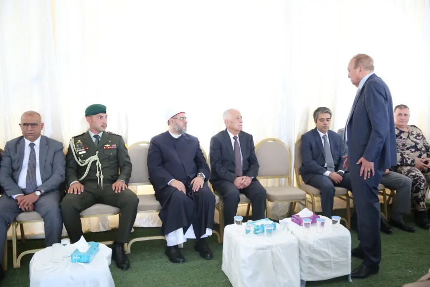 مندوبا عن الملك وولي العهد.. العيسوي يعزي عشائر العدوان والفايز والسحيم