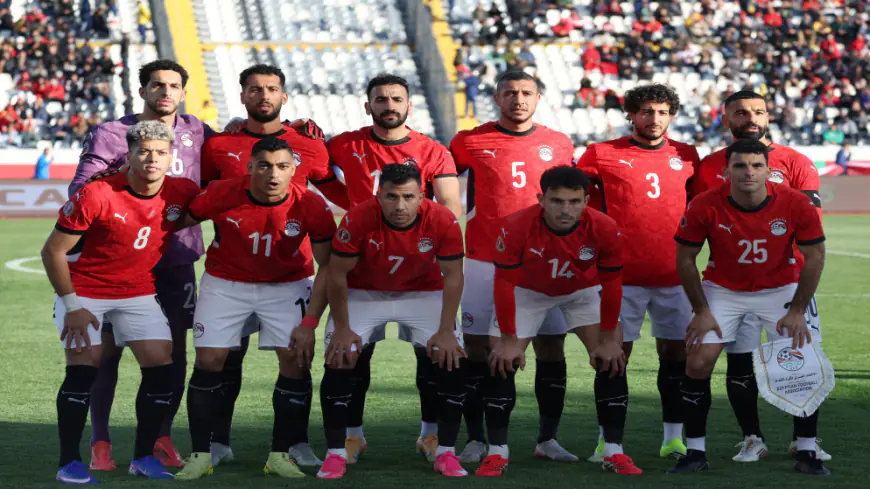 الاتحاد المصري يوضح حقيقة طلب فيفا إزالة النجوم من قميص المنتخب