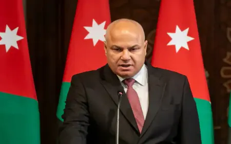 مصدر حكومي: رئيس الوزراء يطلب من وزير العمل الاستقالة بسبب تضارب مصالح