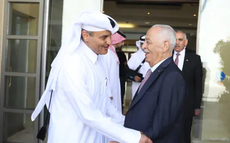 العيسوي يقدم واجب العزاء بوفاة الأمير الشيخ حمد بن خليفة آل ثاني