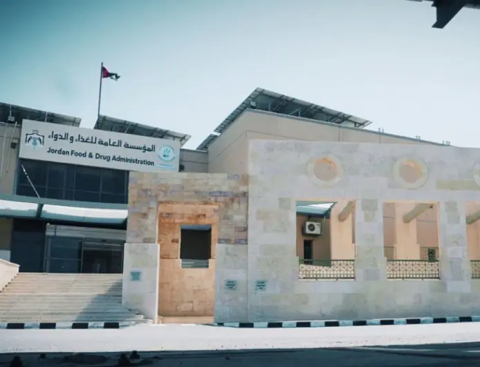 ضبط بائع أدوية مخالف في وسط البلد ومصادرة منشطات جنسية ومستلزمات طبية