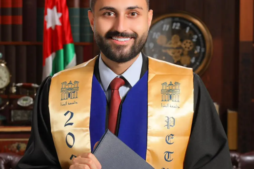 حسام العلاونة.. مبارك التخرج