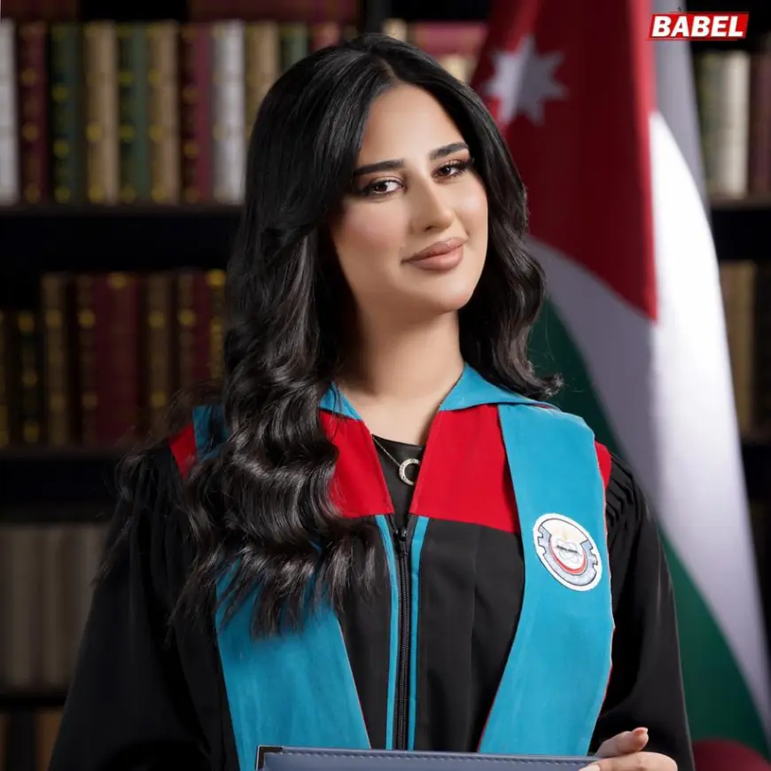 الدكتورة لين حسين.. مبارك التخرج من كلية طب الأسنان