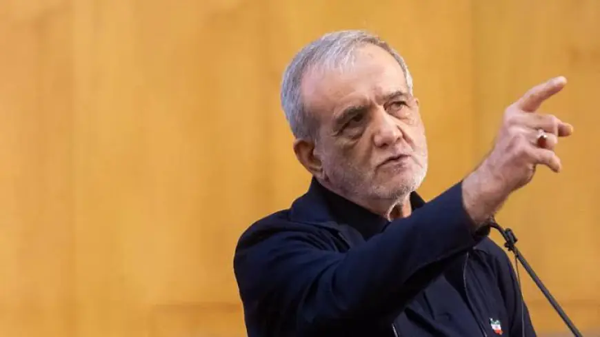الرئيس الإيراني: نخوض حرباً شاملة مع الولايات المتحدة.. والاقتصاد ساحة المعركة الأهم