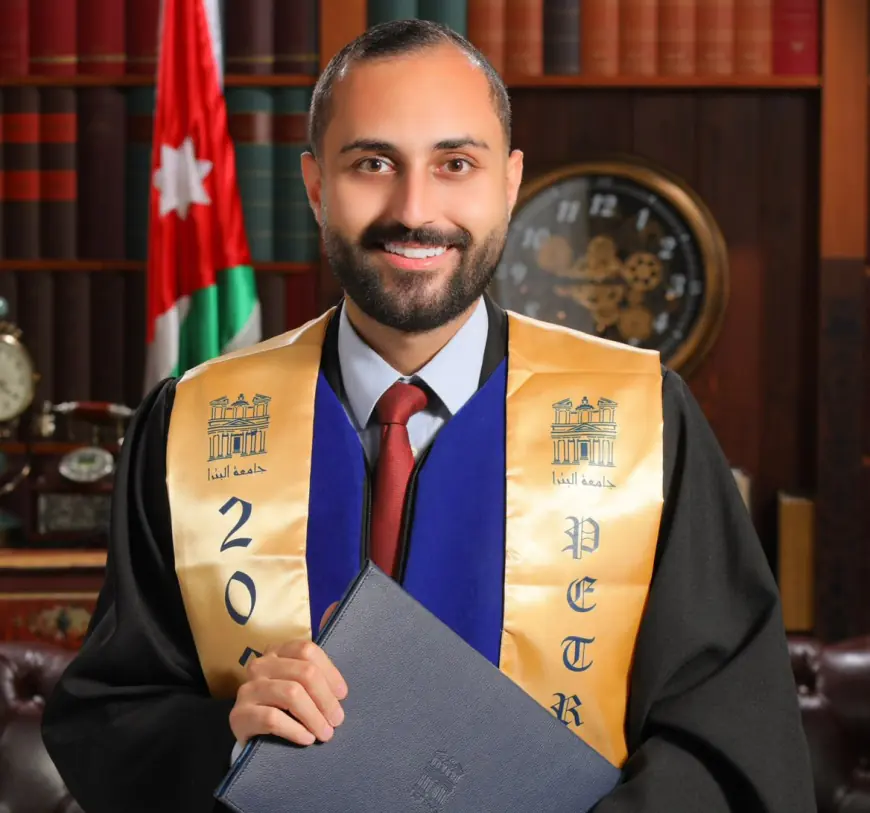 حسام العلاونة.. مبارك التخرج