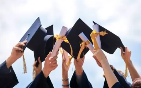 حفلات التخرج في الجامعات.. لماذا لا ننتقل إلى (التخرج الذكي)؟
